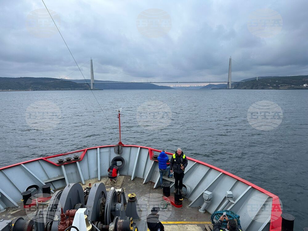 Турция - Кораб „Св. св. Кирил и Методий“ - Антарктида - ден 2