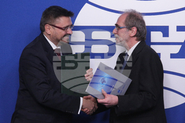 Национален пресклуб на БТА - договор - подписване