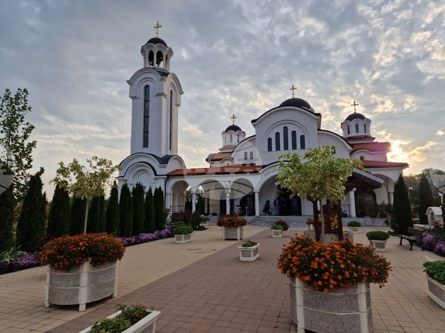 Патриаршеска света литургия ще бъде отслужена в храм „Св. св. Константин и Елена“ в село Гара Елин Пелин