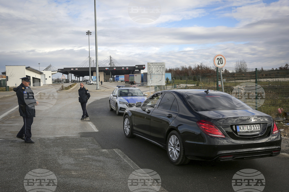 Основният граничен пункт на Косово Мердаре отново е отворен за движение