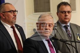 Парламент - Демократична България - брифинг