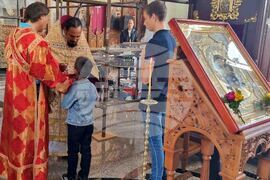 Шумен - църква „Свети Три Светители“ - неделна служба