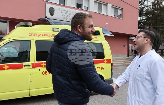 Специализирана болница за активно лечение по детски болести „Проф. Иван Митев” - линейка - дарение