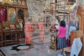 Шумен - църква „Свети Три Светители“ - неделна служба