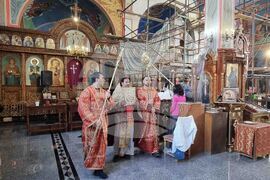 Шумен - църква „Свети Три Светители“ - неделна служба