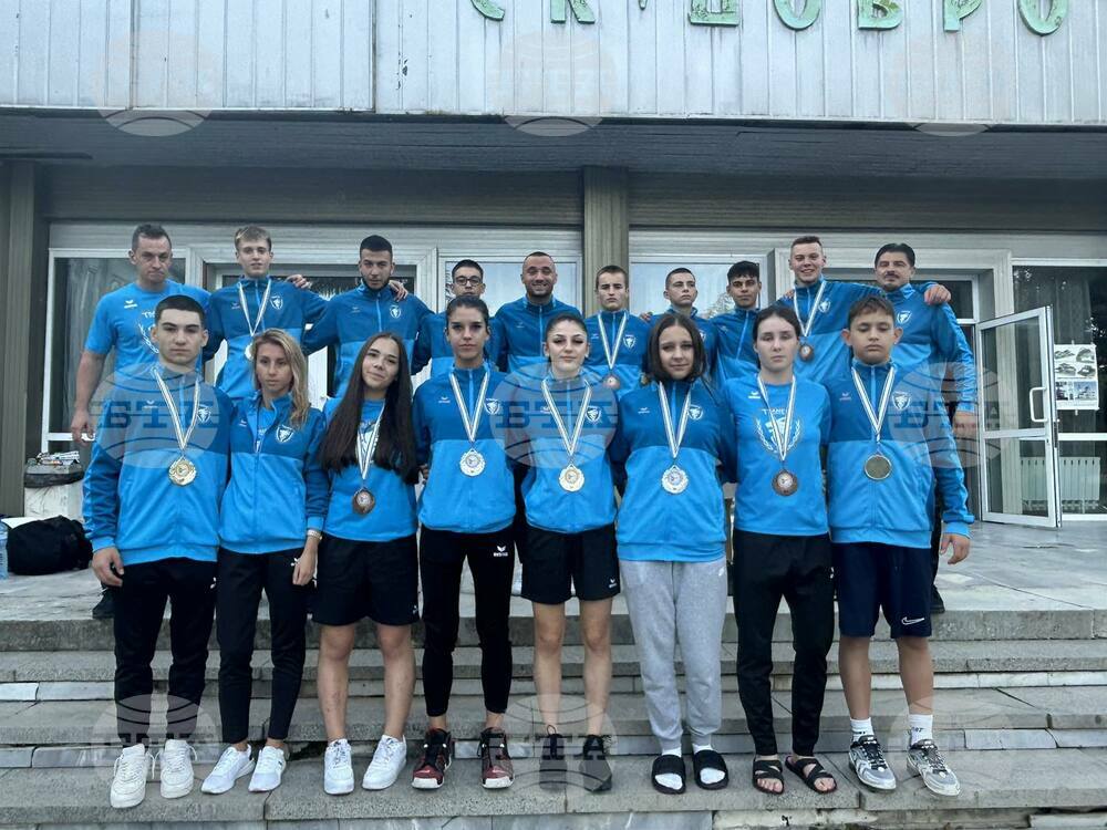 Каратеките на СК "Цанев" с 14 поредна комплексна национална титла