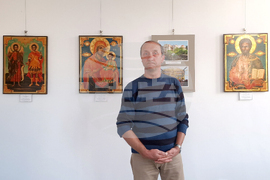 Троян - изложба - Мирослав Вълев - икони - фотография