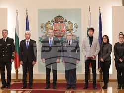 Снимка: Президентство - полковник Христо Ганецовски с висше офицерско звание