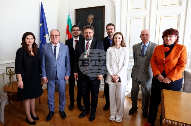 Българска академия на науките  - Кирил Вълчев - награждаване 