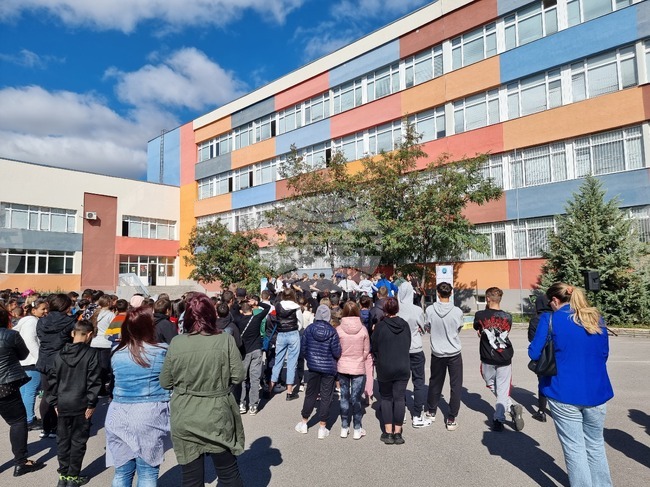 Ученици - спортисти - кампания срещу насилието - ДАЗД