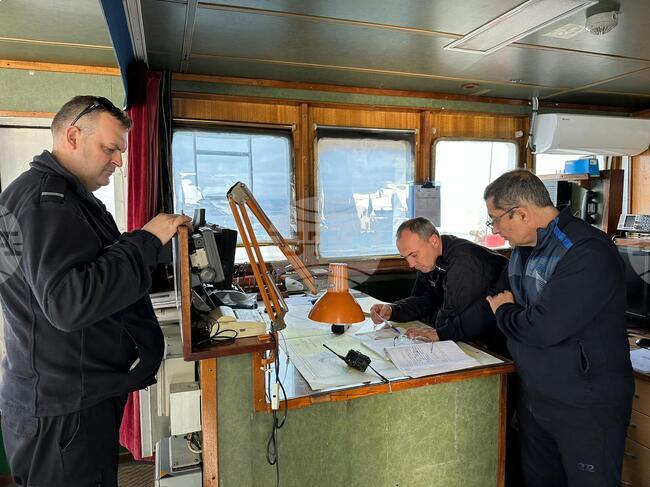 Turkiye - Research/Survey Vessel Sv. Sv. Kiril i Metodii - Antarctica - Day 3