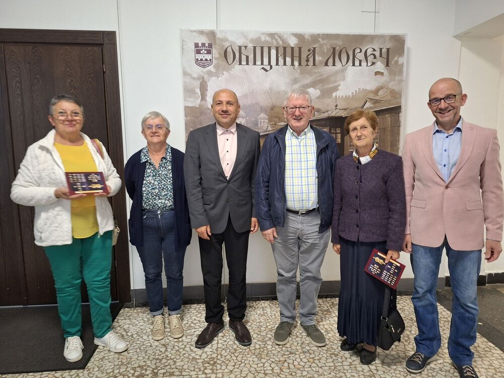 Община Ловеч: Участниците от Франция във фестивала на побратимените градове благодариха на кмета за сътворения празник