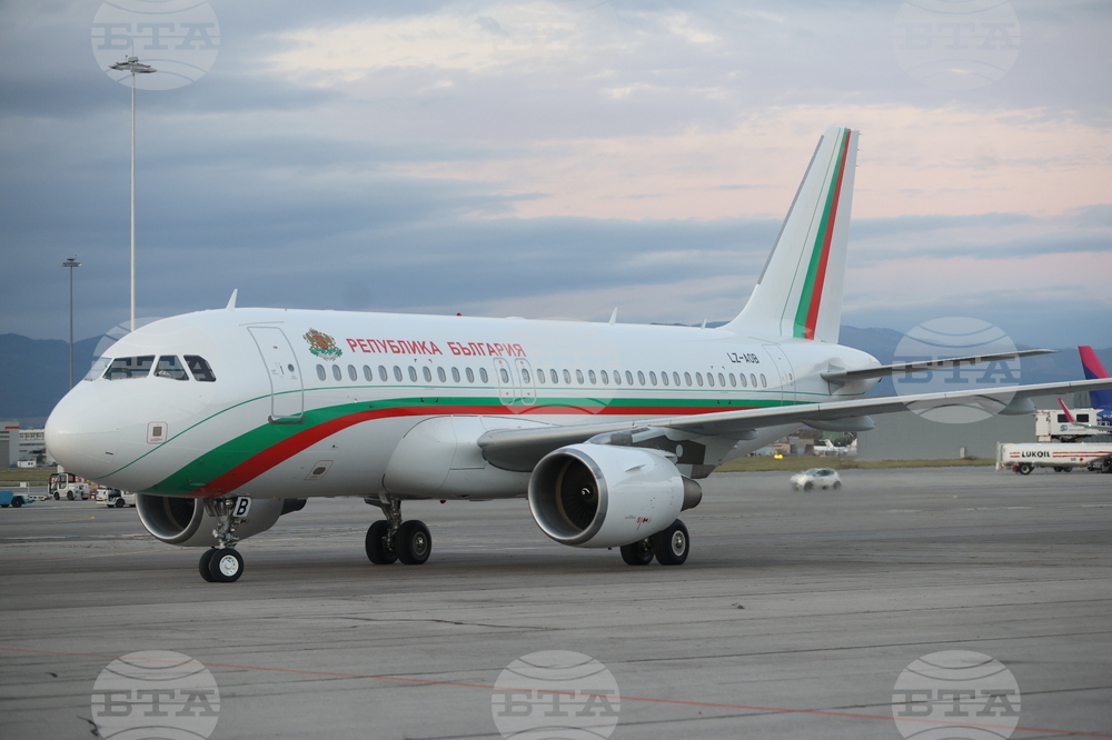 Летище София - полет от Ливан - евакуирани български граждани