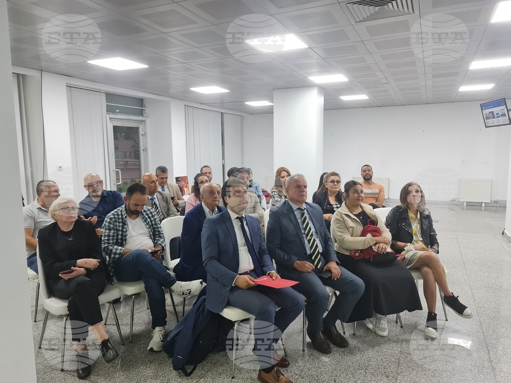 Национален пресклуб на БТА Анкара - Списание ЛИК - "Великият бас Борис Христов"