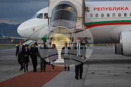 Летище София - полет от Ливан - евакуирани български граждани