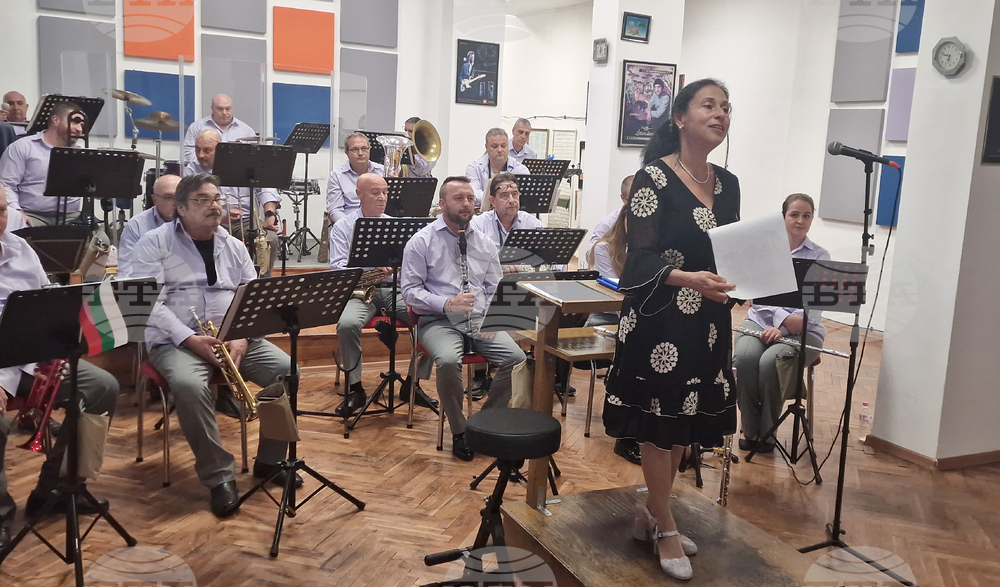 Търговище - Духов оркестър „Васил Абрашев“ - концерт