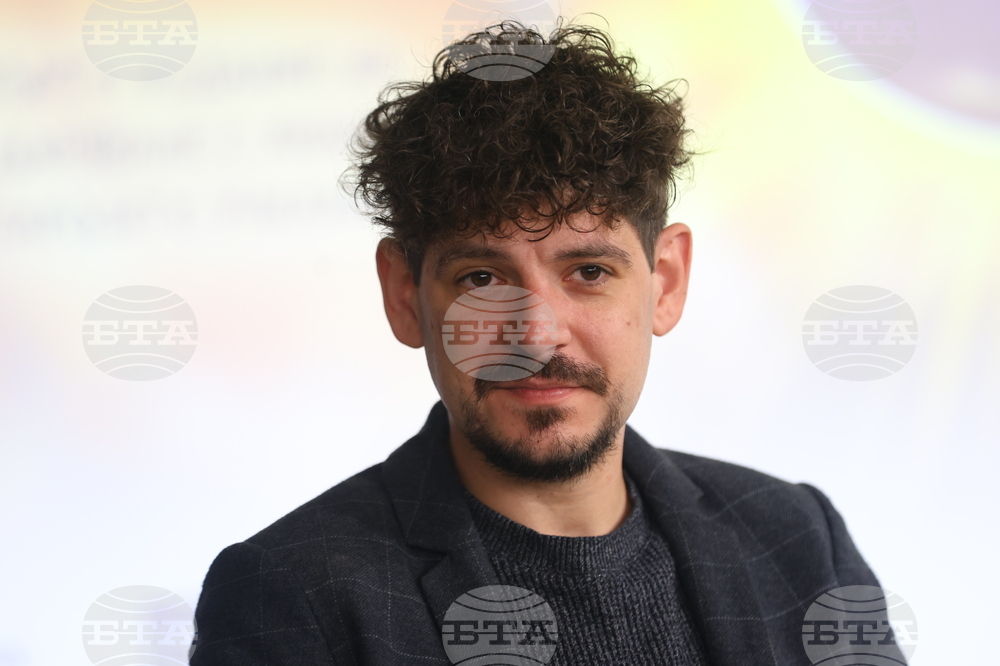 Инициатива за даряване на училищни химни „Светилник“ - четвърто издание  - Мартин Геновски