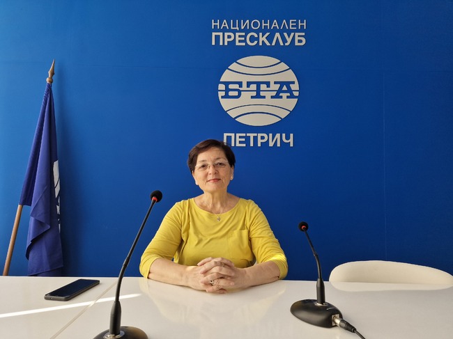 В момента, в който видях Борис Христов, аз загубих ума и дума, разказа ръководителят на вокално студио „Сгушена звездица“ Таня Точева