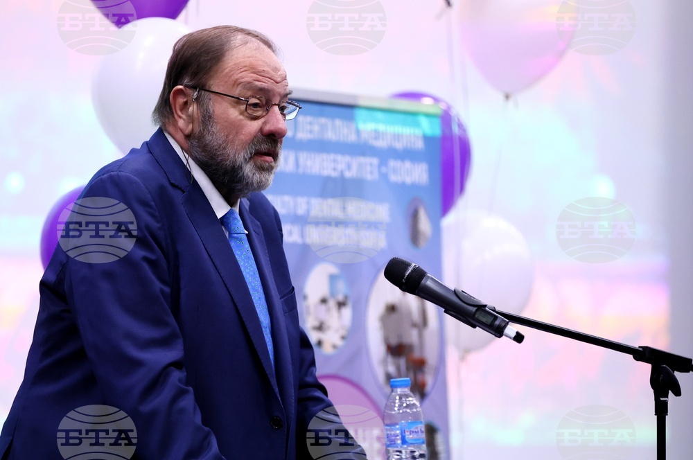 НДК - лекари по дентална медицина - завършване - Николай Шарков