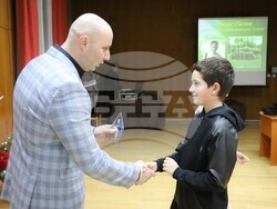 Снимка: Община Банско - Спортист на община Банско за 2022 година е биатлонистът Благой Тодев