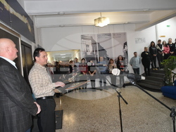 Снимка: Община Ловеч - Кметът на Ловеч връчи на генерал-майор Красимир  Кънев почетен медал