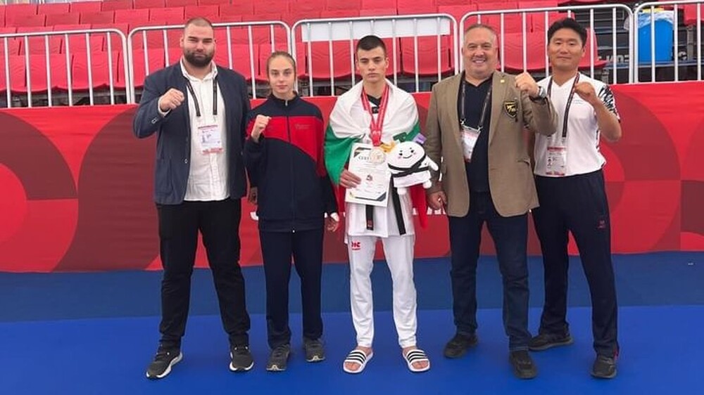 Станислав Митков отпадна на четвъртфиналите в категория до 63 кг на Европейското първенство по олимпийско таекуондо за младежи до 21 години в Сараево