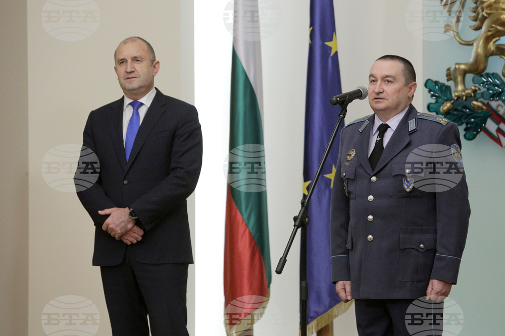 Румен Радев - Христо Ганецовски - висше офицерско звание