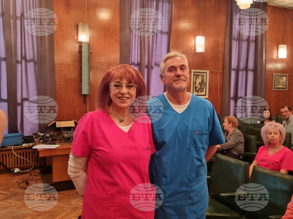 Във великотърновската болница отбелязаха 70 години от създаването на Инфекциозното отделение и отличиха специалистите в борбата с COVID-19