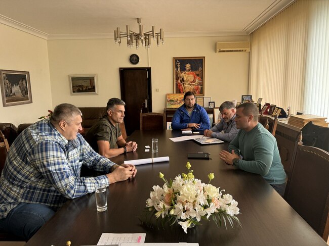 Община Русе: Кметът на Русе и ръководството на Българската федерация по волейбол обсъдиха нови проекти и сътрудничество