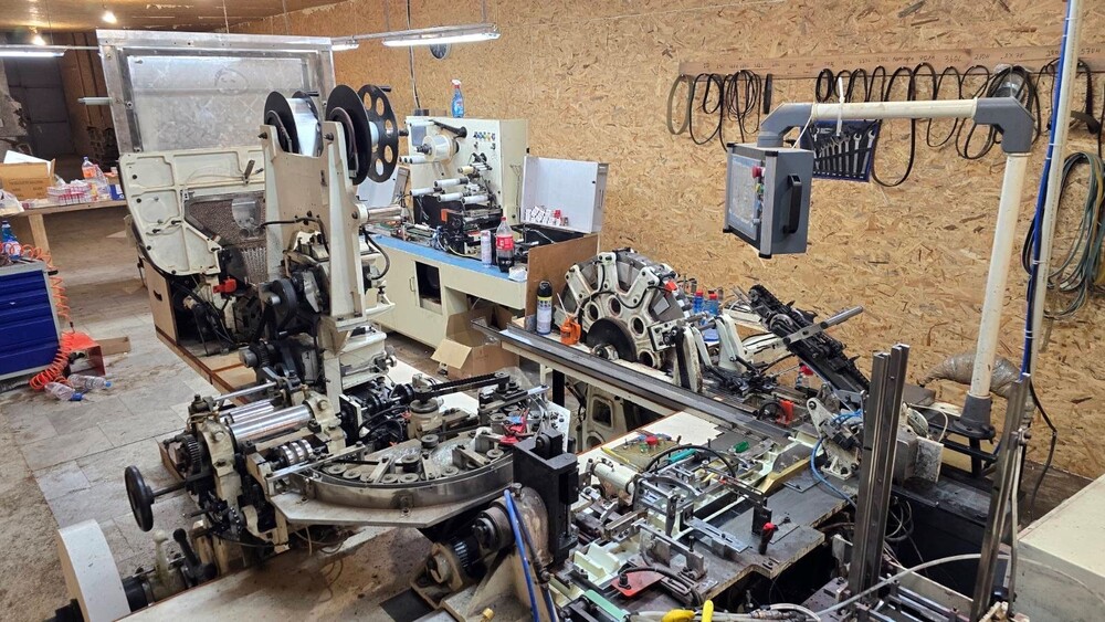 МВР: ГДБОП разкри нелегална фабрика за производство на цигари край София