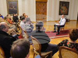 Румен Радев: Независимо от проблемите актьорският състав на Народния театър е сплотен и получава признанието на публиката