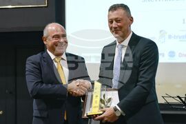 Застраховател на годината - награди