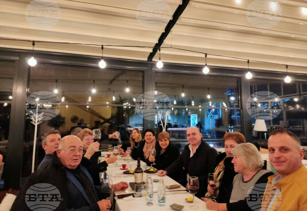 Tourism Minister Dimitrov, Hospitality Industry Execs Discuss Sector Issues at Informal Meetings