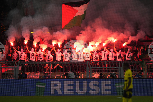 Феновете на Селтик може да получат забрана да пътуват за гостуването на Байерн след обвинение от УЕФА