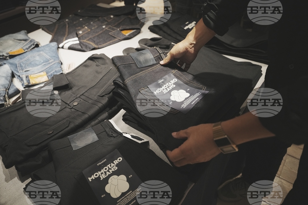 Японски занаятчийски дънки печелят все повече международни почитатели