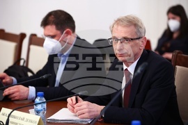 Комисия по образованието и науката - Николай Денков - заседание