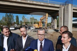 Столична община - надлез - Бакърена фабрика - първа копка