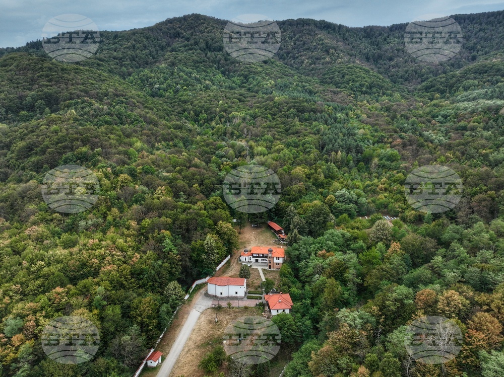 Добри са условията за туризъм в планините, съобщиха от Планинската спасителна служба на БЧК