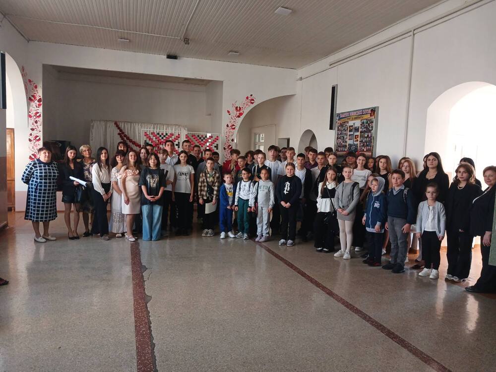 Петима ученици от Българското неделно училище „Аз Буки Веди“ в Украйна получиха отличия от конкурса „Стефан Гечев“