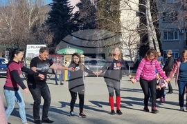 Велико Търново - традиционно обедно хоро