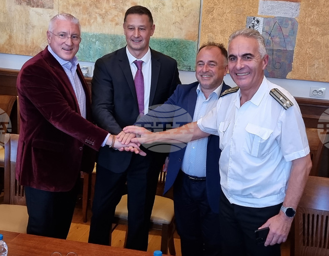 Варна - образователна инициатива - меморандум - подписване