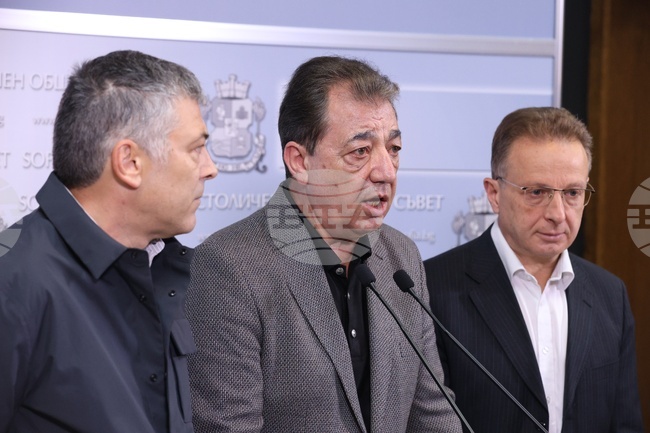 От "Синя София" съобщиха за множество техни приети, но неизпълнени доклади от общинската администрация 