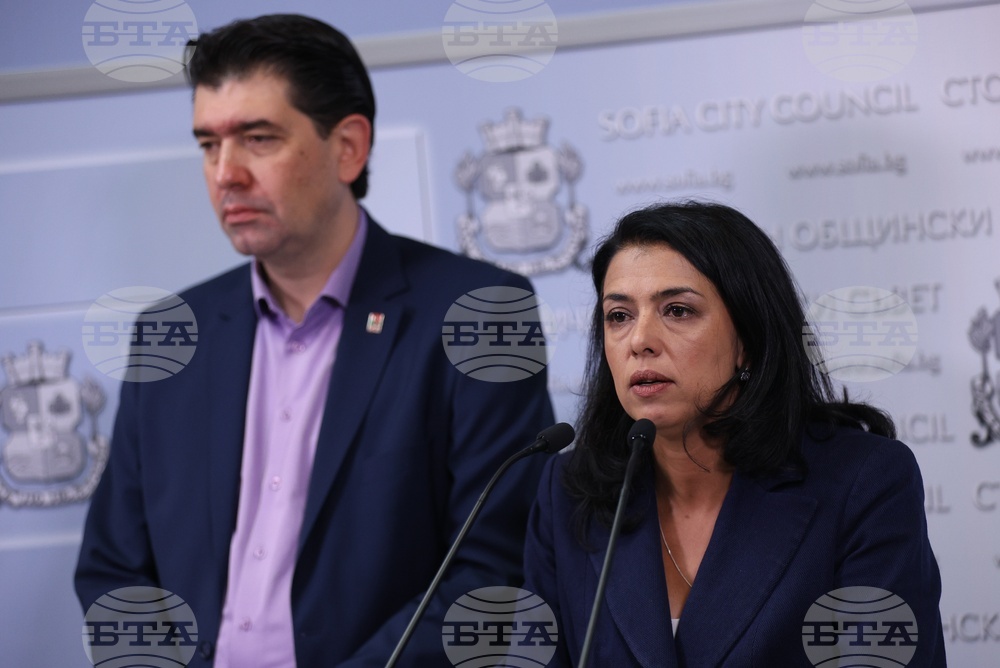 Столичен общински съвет - Ваня Григорова - Иван Таков - брифинг