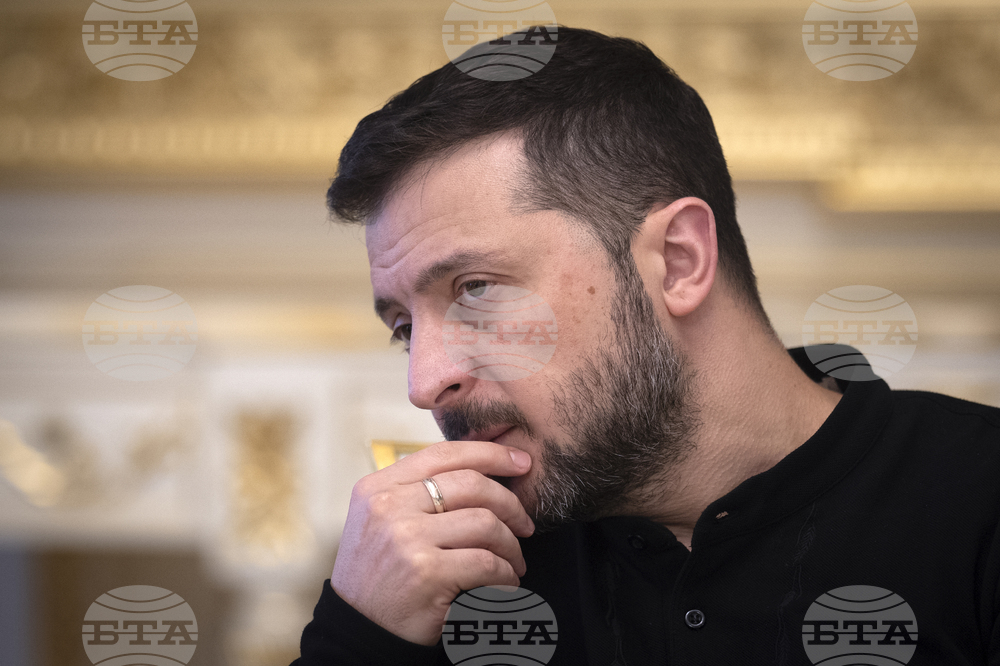Зеленски изслуша доклад на главнокомандващия Сирски за положението по фронтовете в Украйна