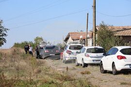 Село Винарско - наркотични вещества - оранжерия