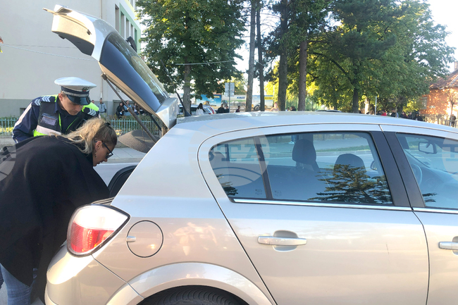 Бяла Слатина - полицейска акция - наркотични вещества