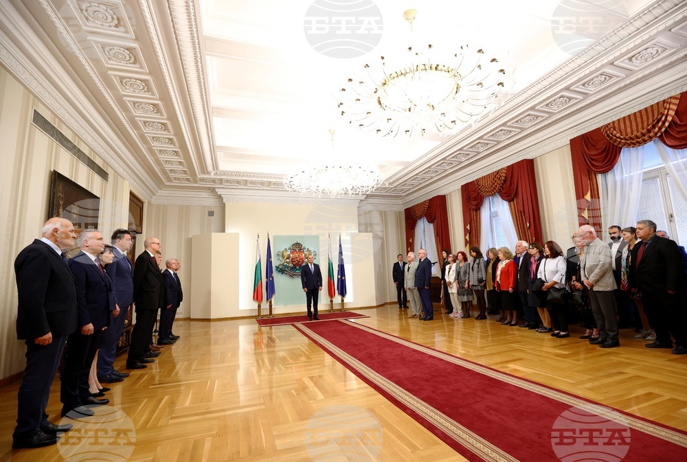 Румен Радев - Георги Николов - Петер Шрайнер - награждаване