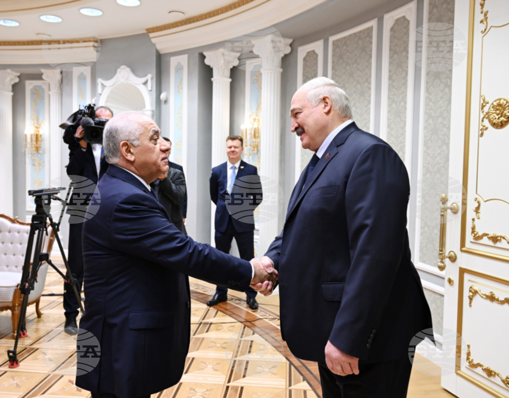 АЗЕРТАДЖ: Азербайджанският премиер се срещна с беларуския президент