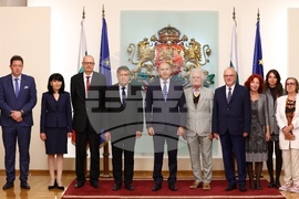 Румен Радев - Георги Николов - Петер Шрайнер - награждаване