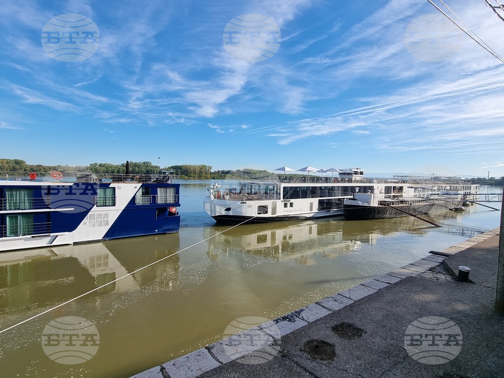 265 Cruise Ships Bring Thousands of Tourists to Vidin and Belogradchik Fortresses